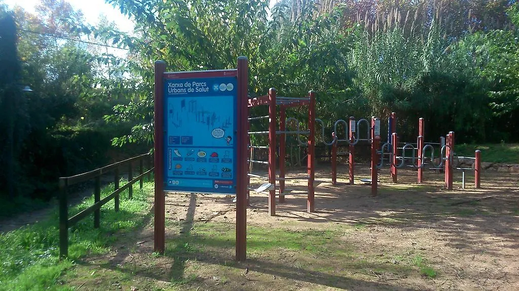 Cal Xaiet Guest House Llampaies